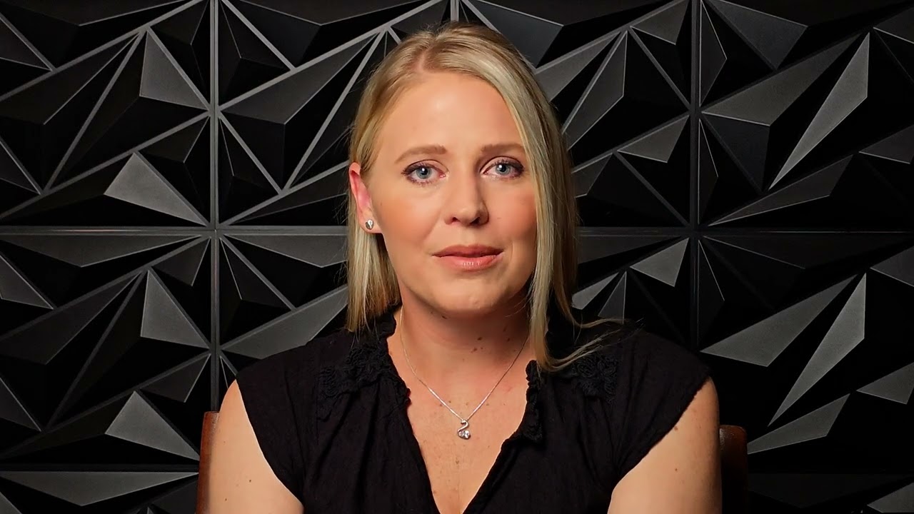 Inge Combrink, Growth Manager at ClaimVision, at the start of a two-minute introduction video.